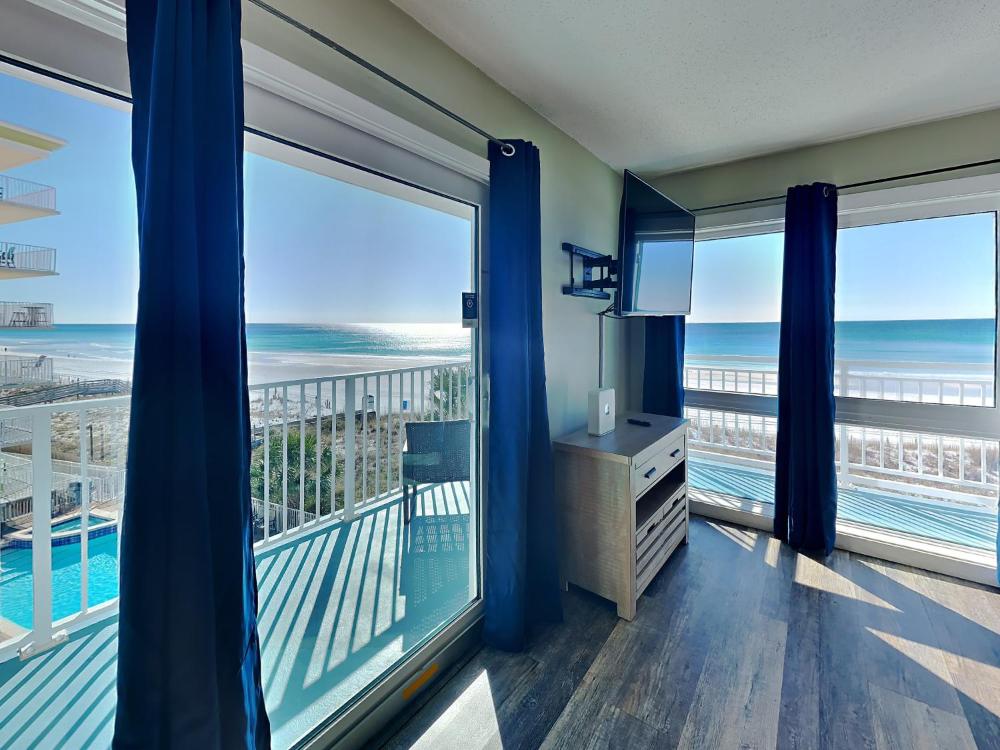 Two-Bedroom Apartment with Ocean View interior